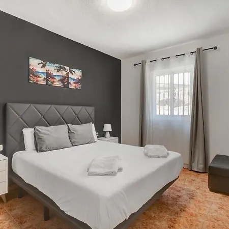 Daire La Tablada Atlantic View 20 *